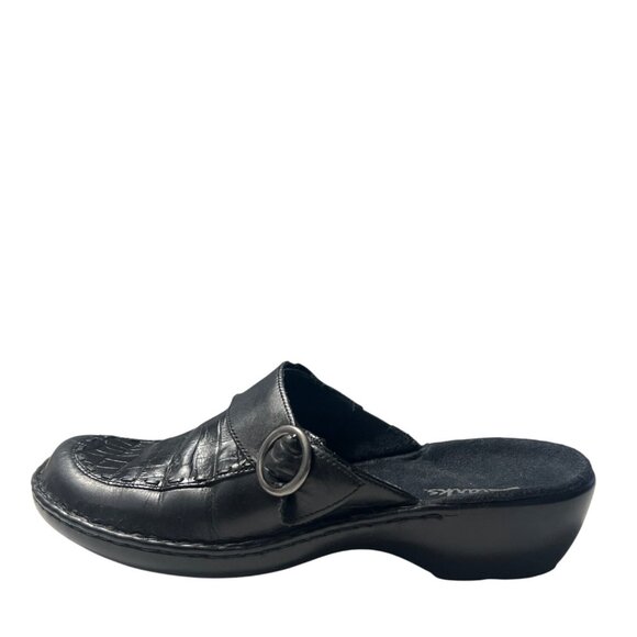 Clarks Womens Black Leather Slip-On Mules 8 - Picture 1 of 11